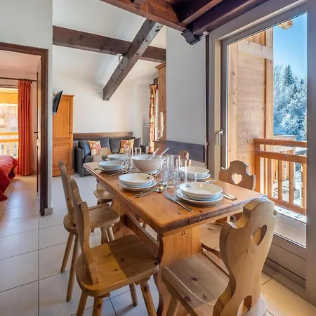 With Balcony-ex Tui * Megeve
